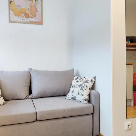Apartamento A Small Cozy Nest With Free Parking! *